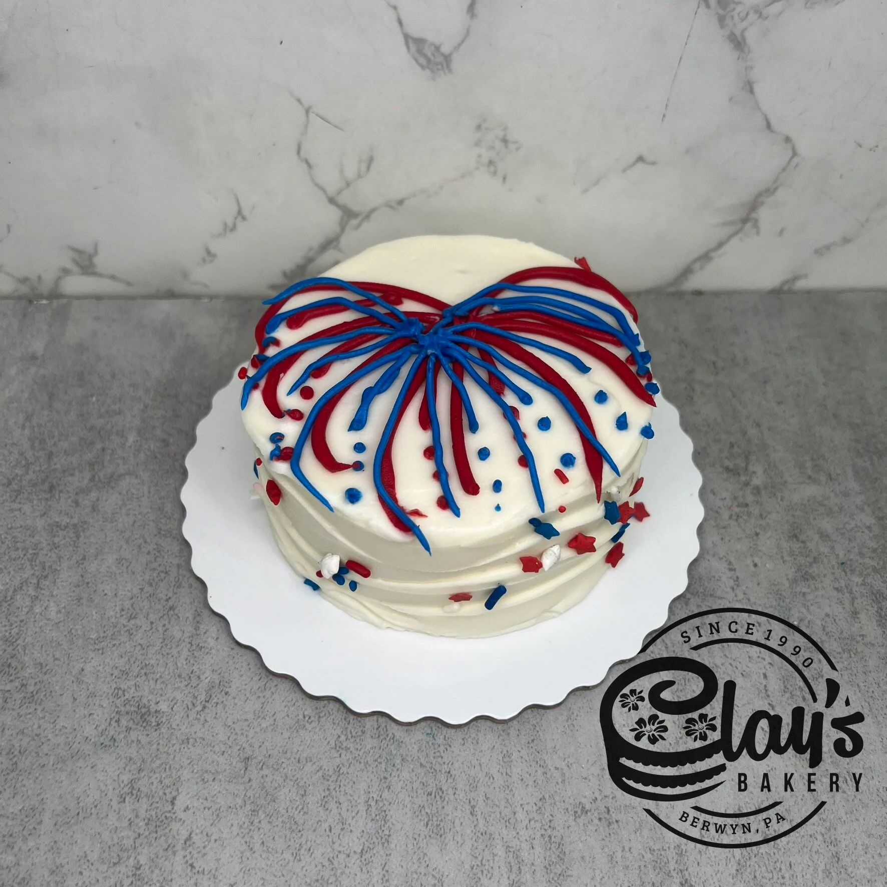 4" Lunchbox Bento Cake (4th of July) - Image 6