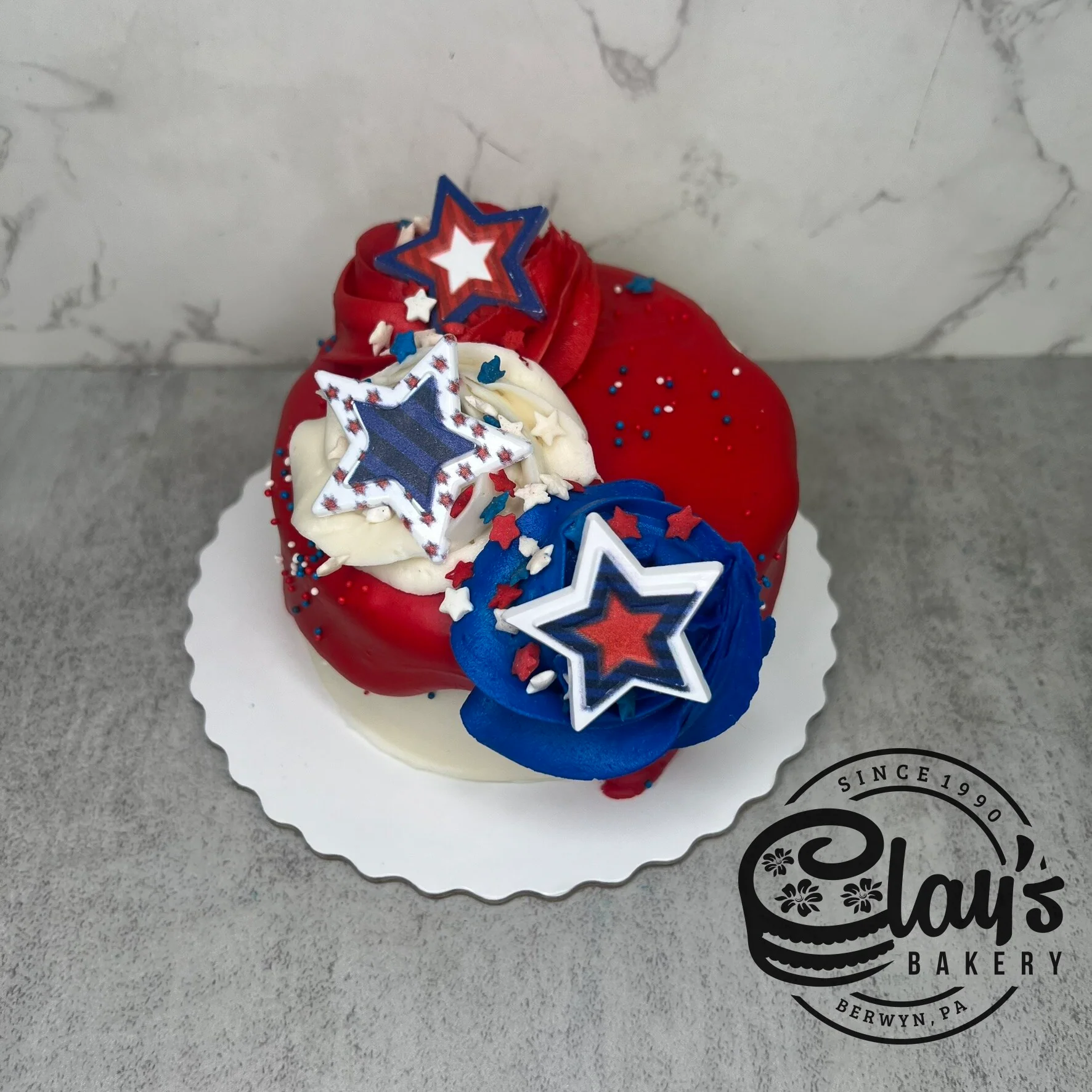 4" Lunchbox Bento Cake (4th of July) - Image 9