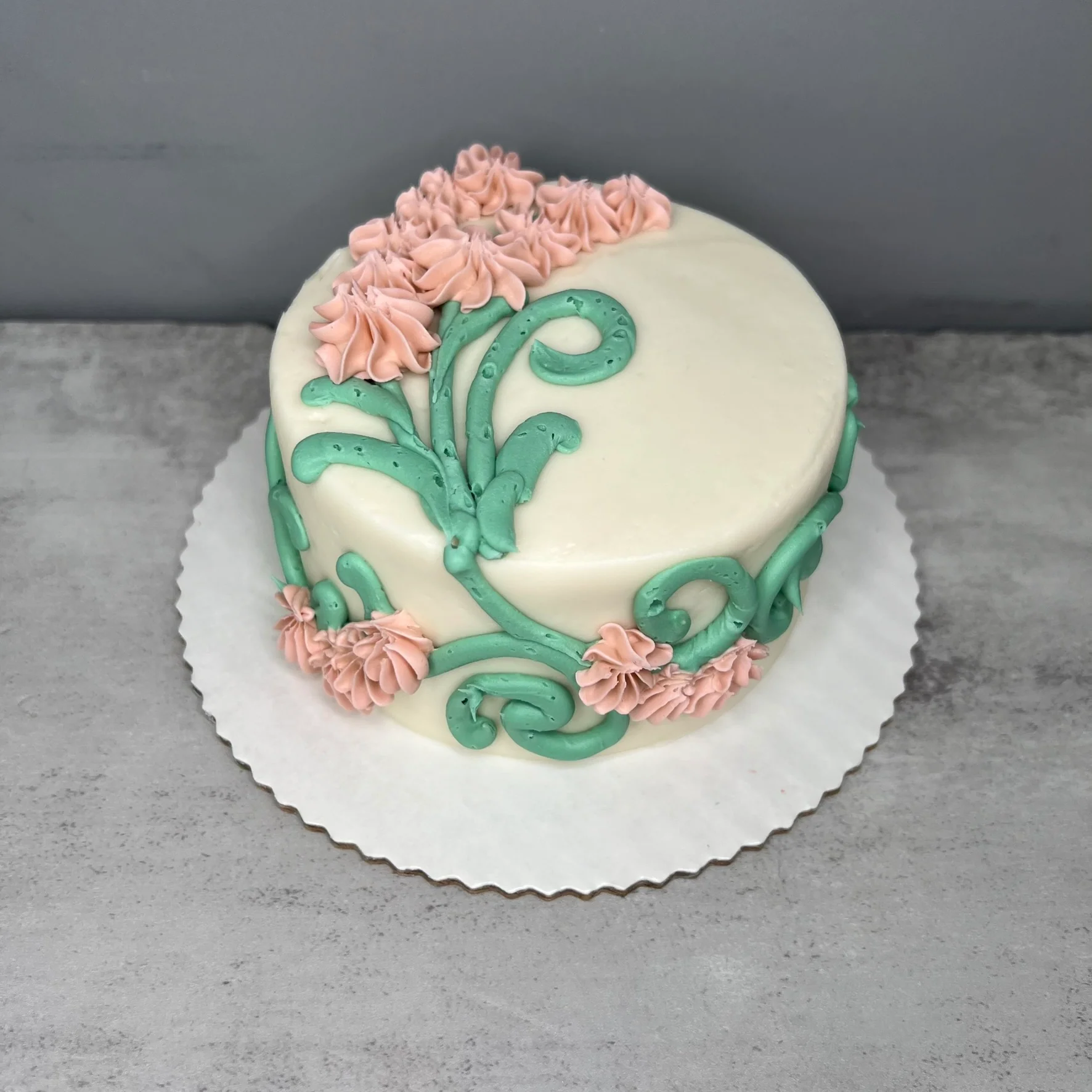 4" Lunchbox Bento Cake (Floral Design) - Image 9