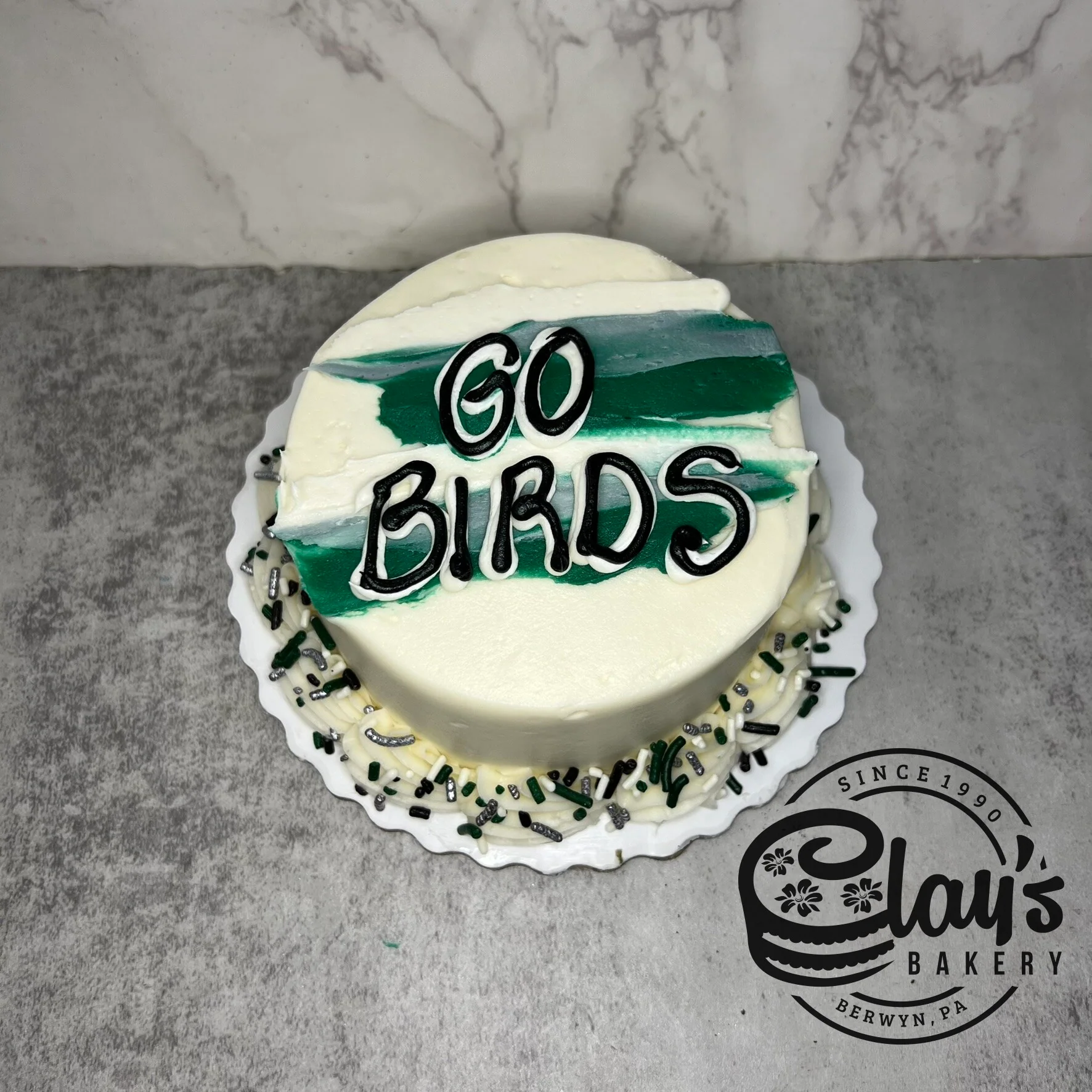 4" Lunchbox Bento Cake (Eagles Football) - Image 10