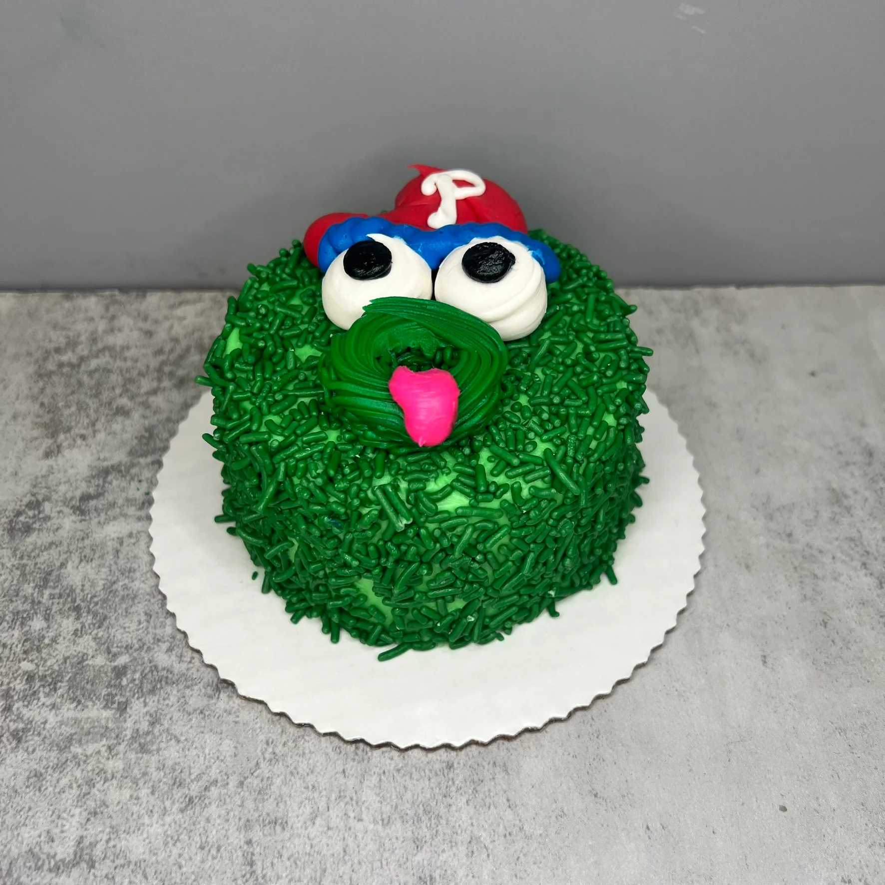 4" Lunchbox Bento Cake (Philly Phanatic) - Image 3