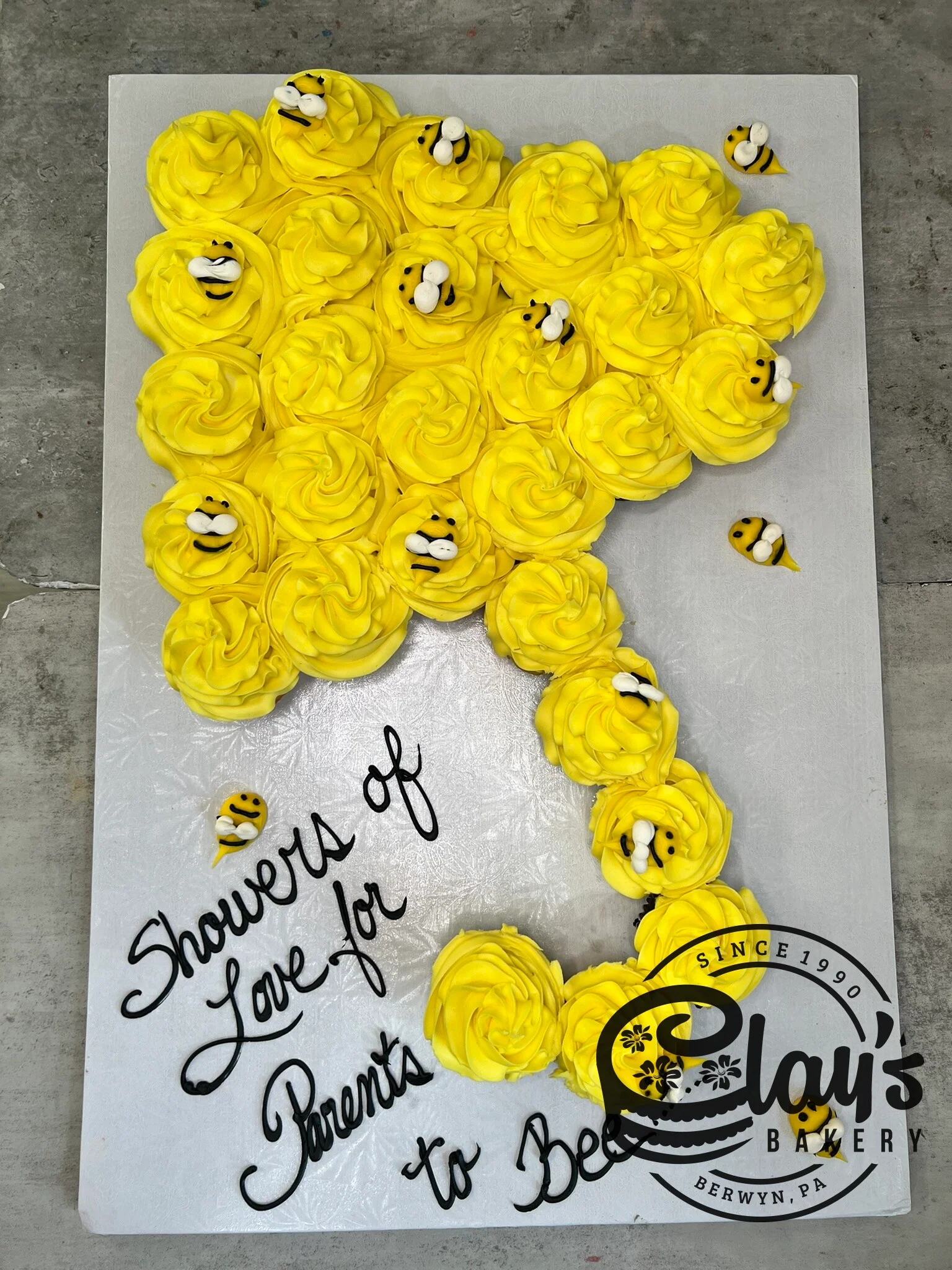 Bee Umbrella Cupcake Cake (28 Cupcakes) - Image 3