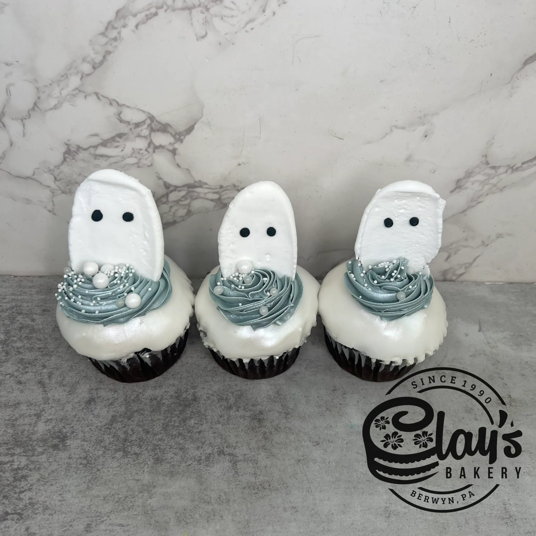 Dipped Standing Ghost Cupcakes
