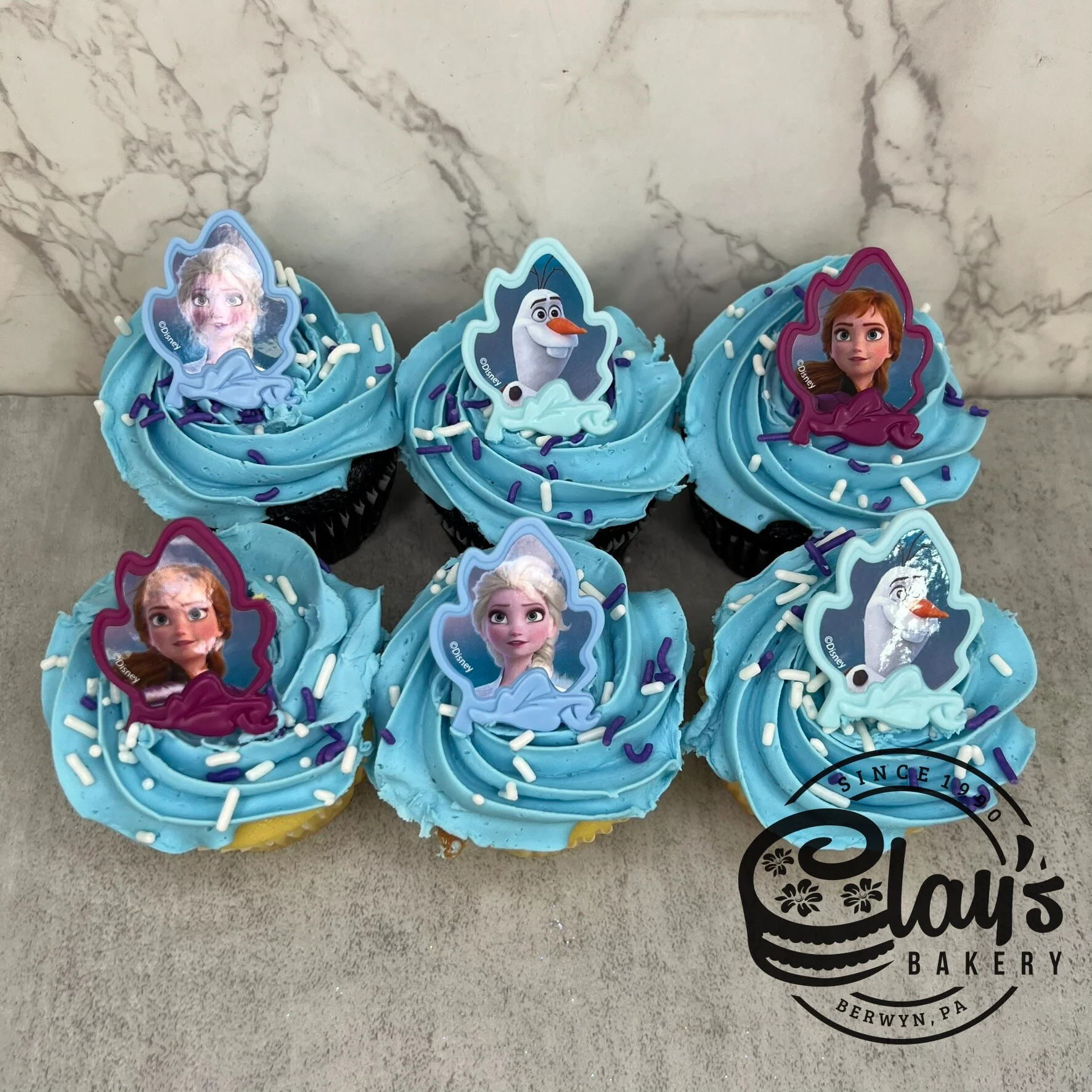 Elsa, Anna, and OIaf Ring Cupcakes - Image 3