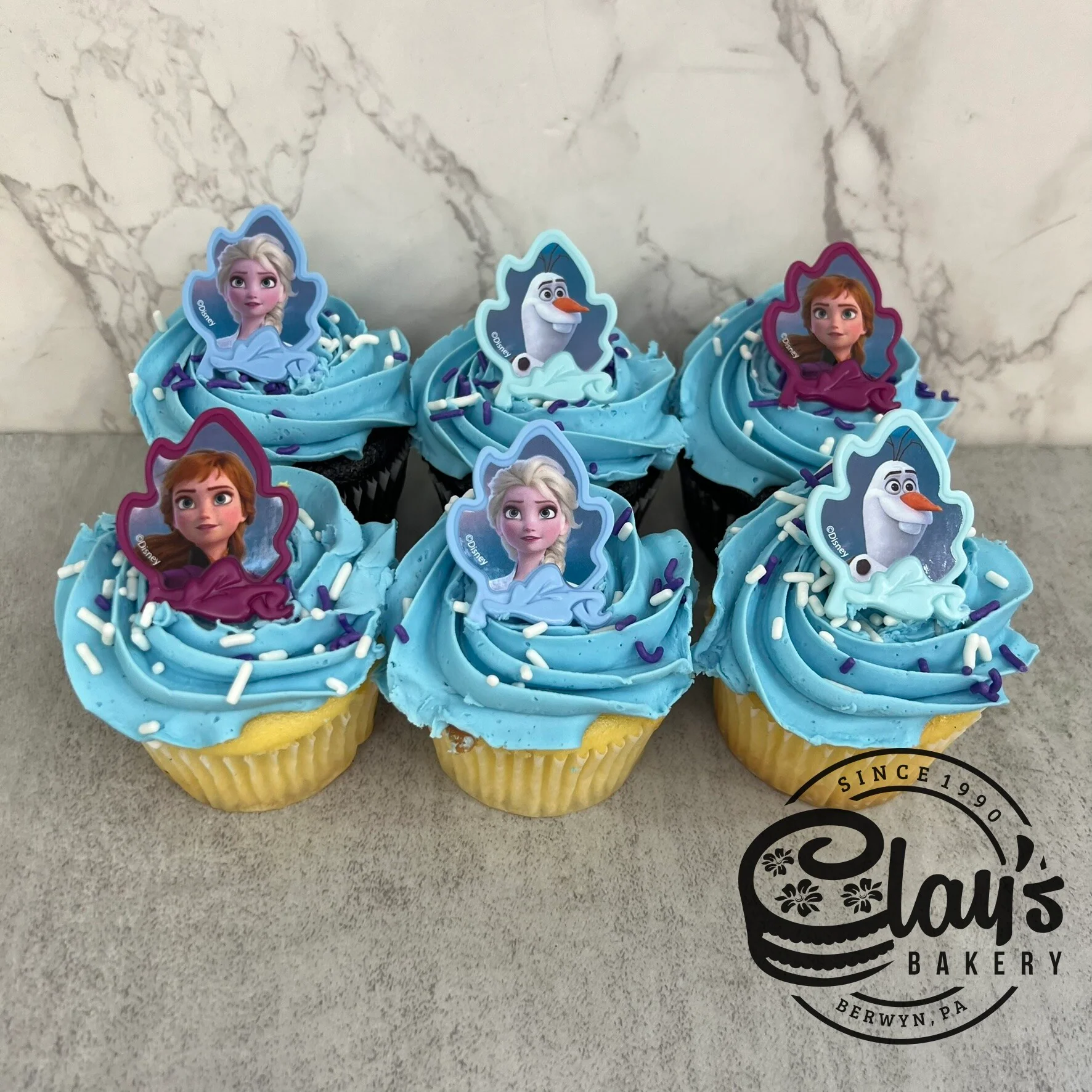 Elsa, Anna, and OIaf Ring Cupcakes - Image 4