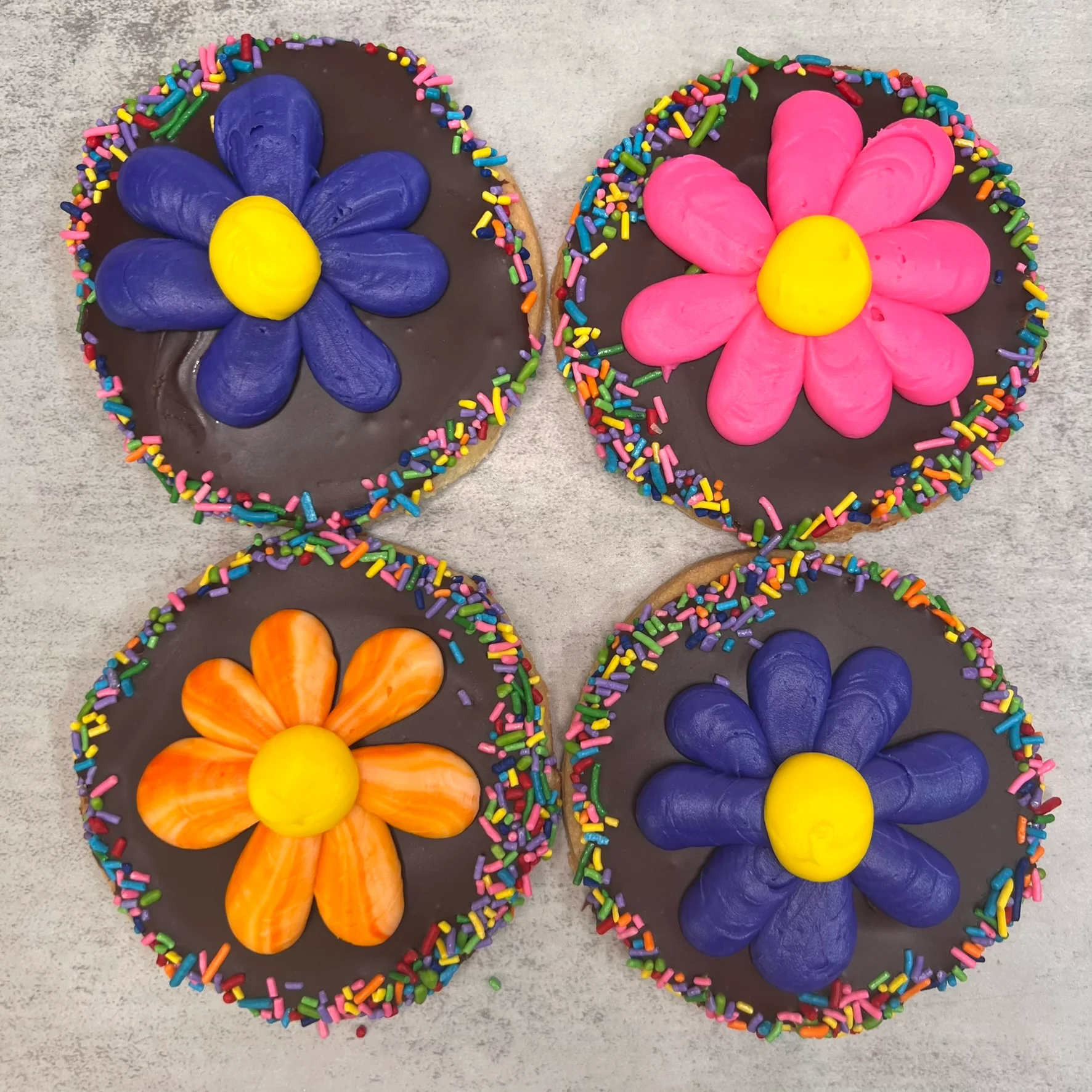 Fun Flower Cookies (Buttercream) - Image 3