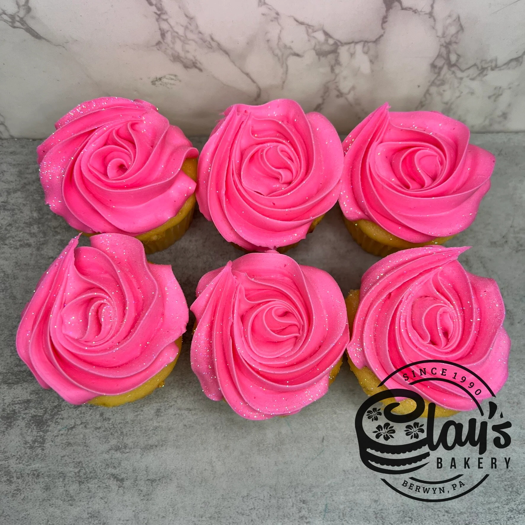 Glitter Star Tip Cupcakes