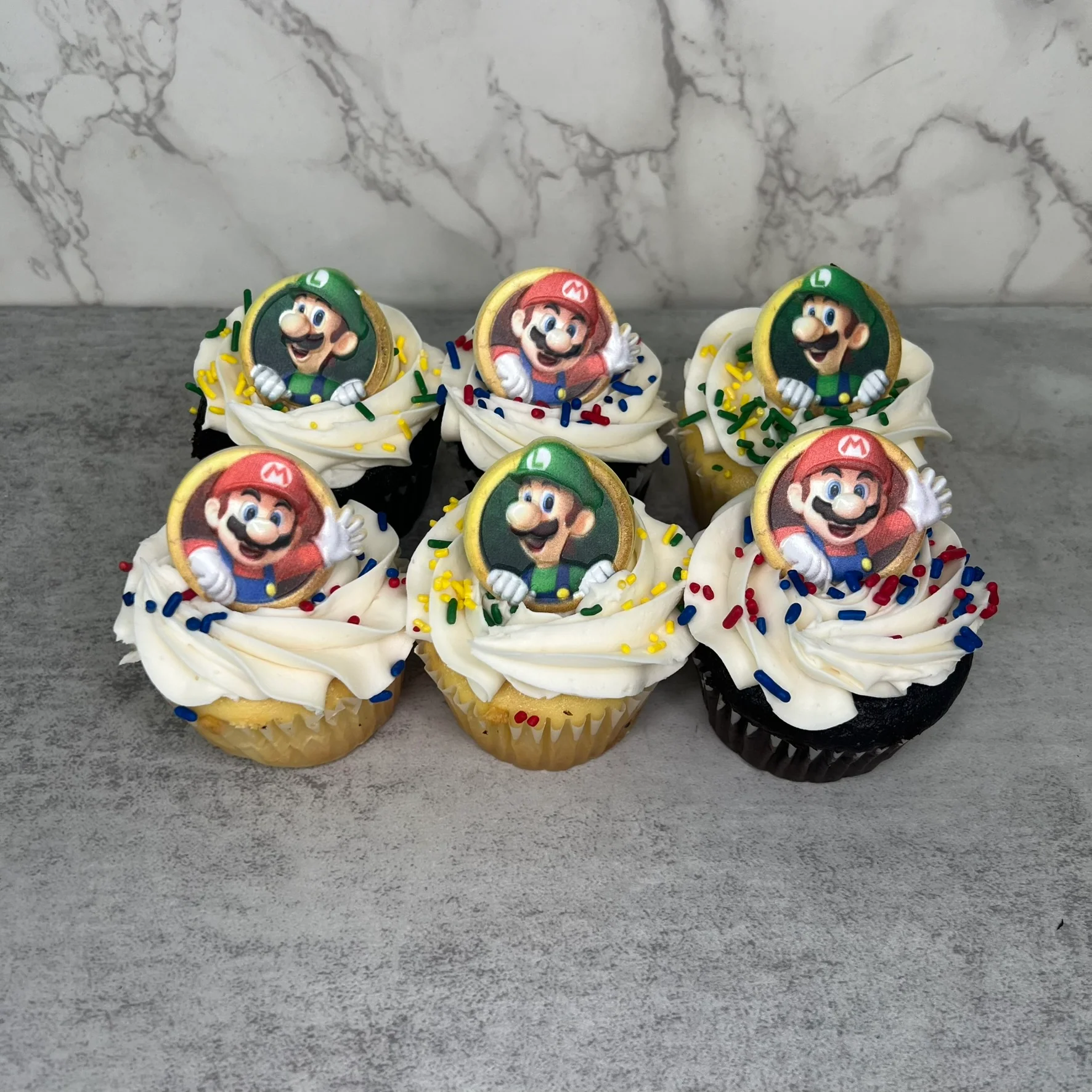 Mario and Luigi Ring Cupcakes - Image 3