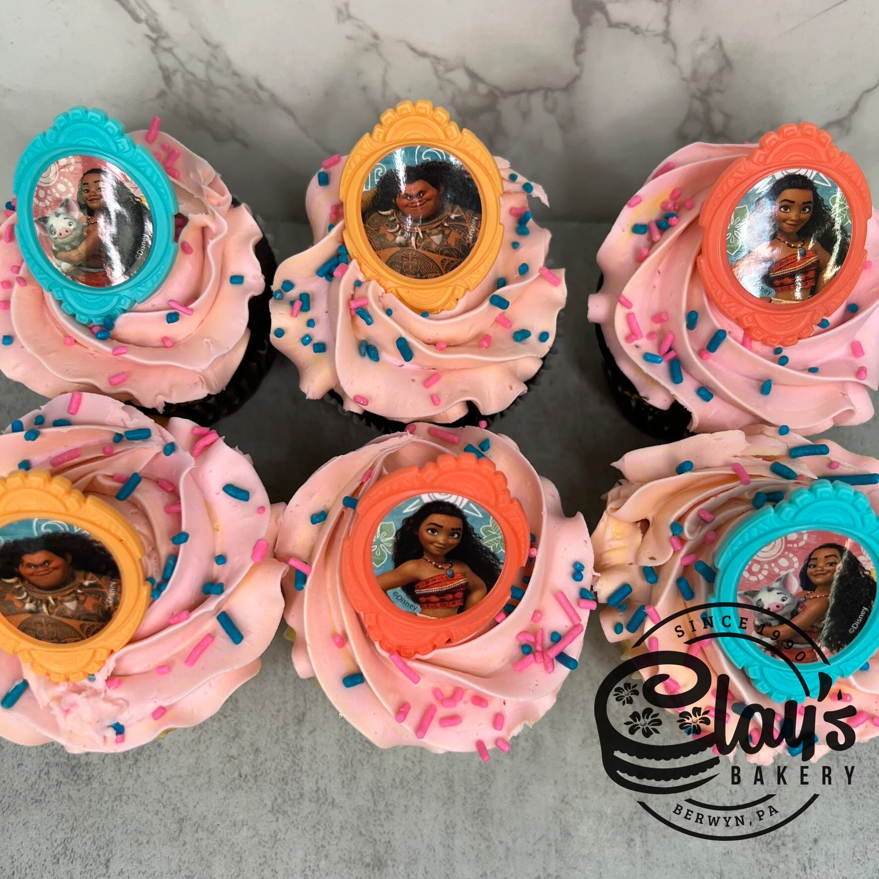 Moana Ring Cupcakes - Image 5