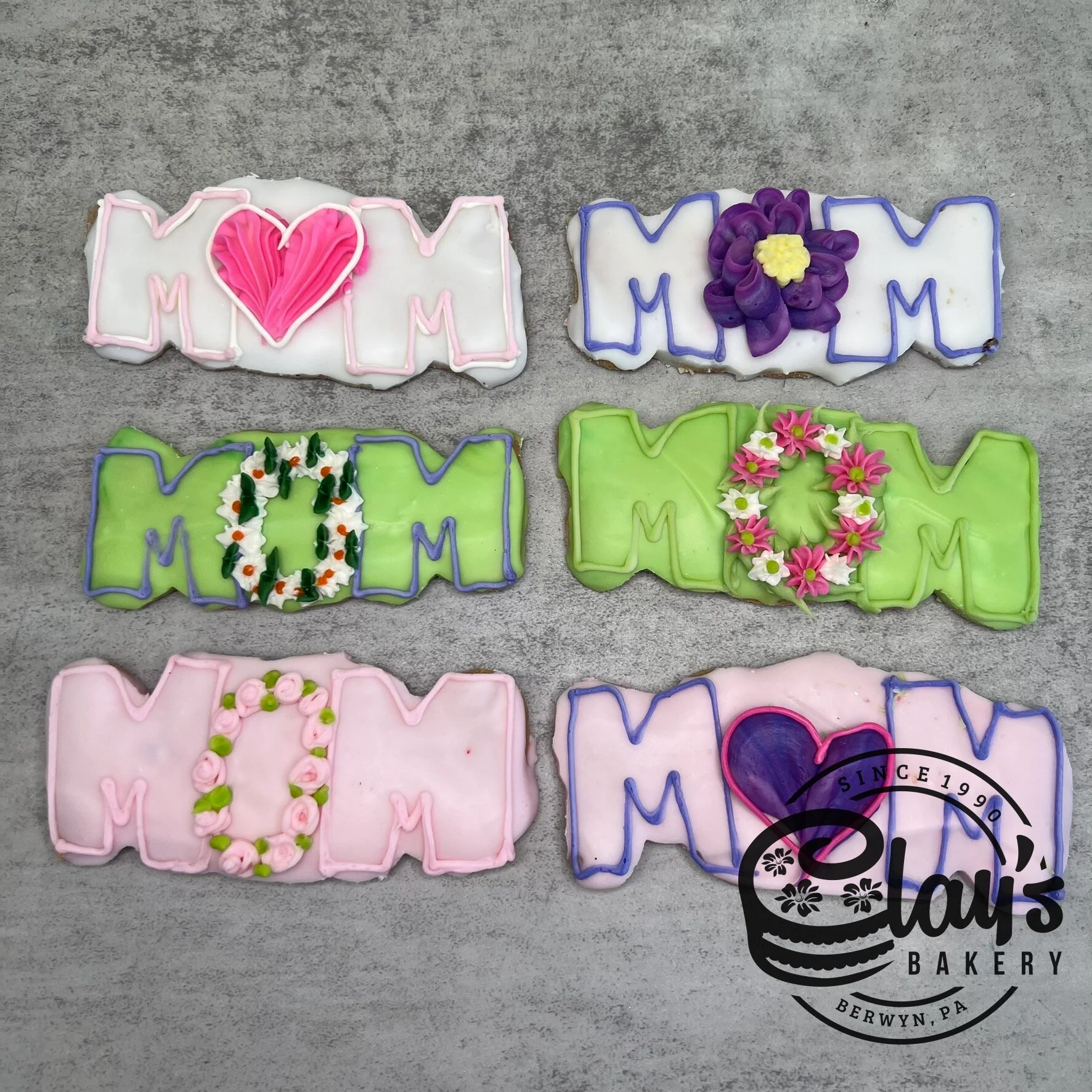 MOM Shaped Cookies