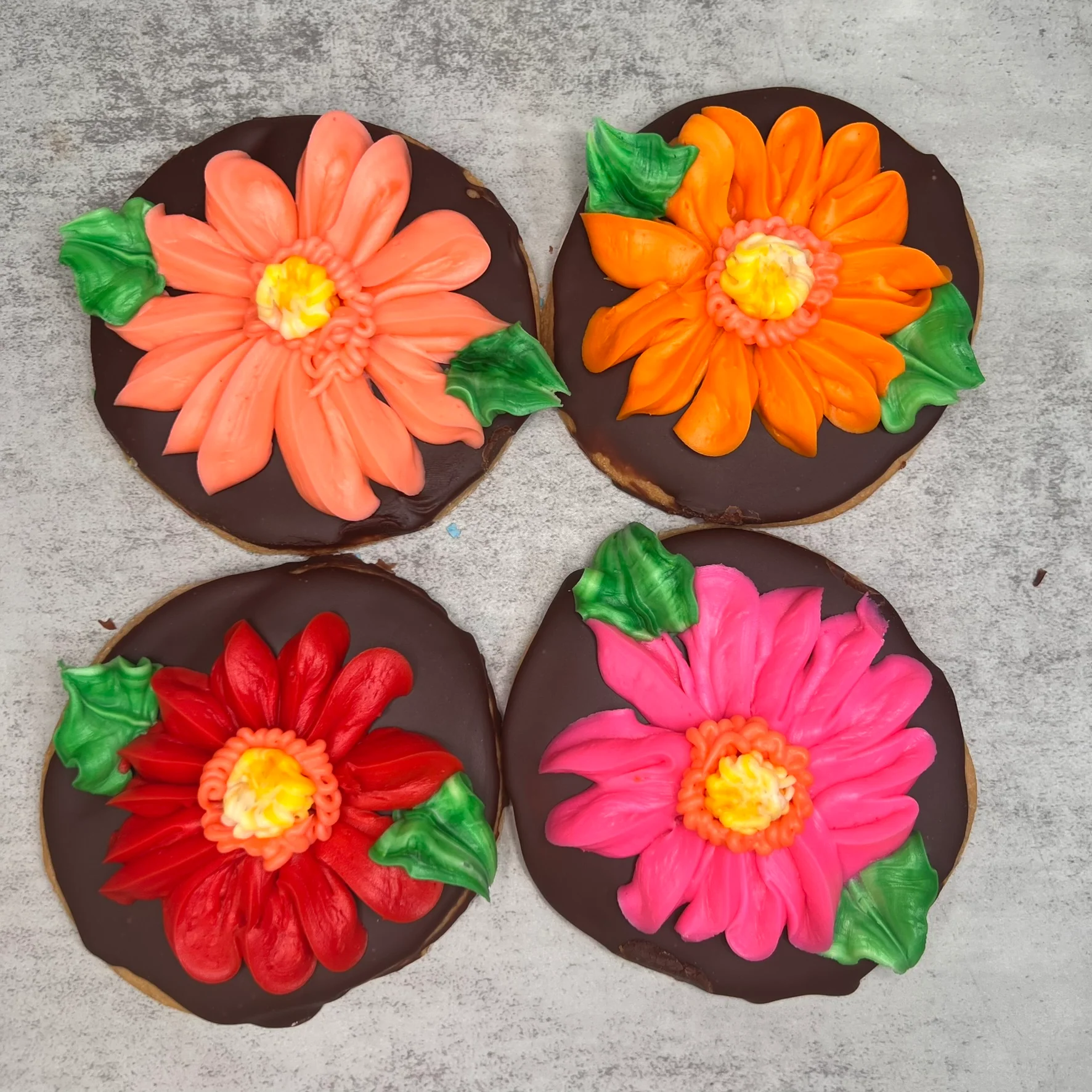 Pretty Flowers Cookies (Buttercream) - Image 3
