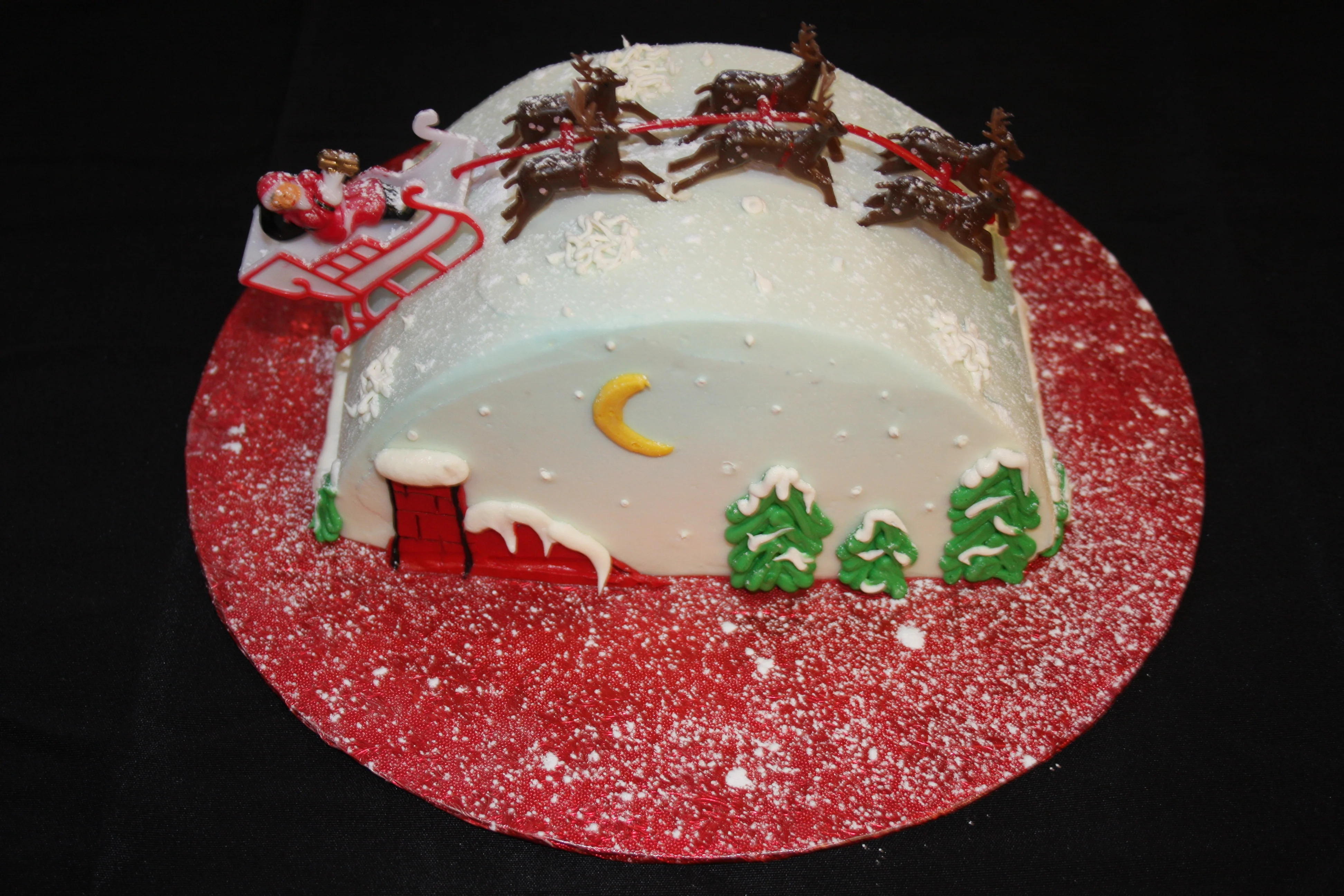 Santa's On His Way - Shaped Cake