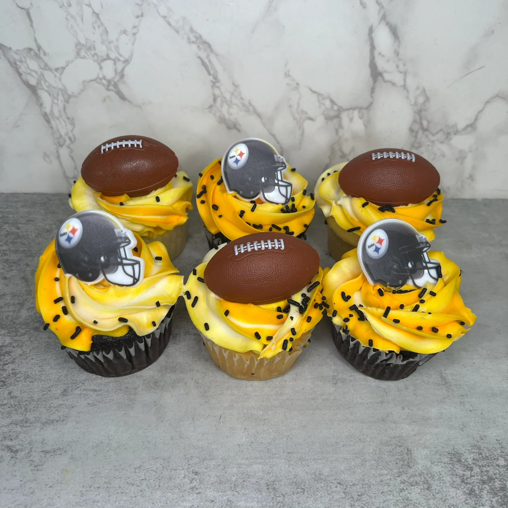 Steelers and Footballs Cupcakes - Image 2