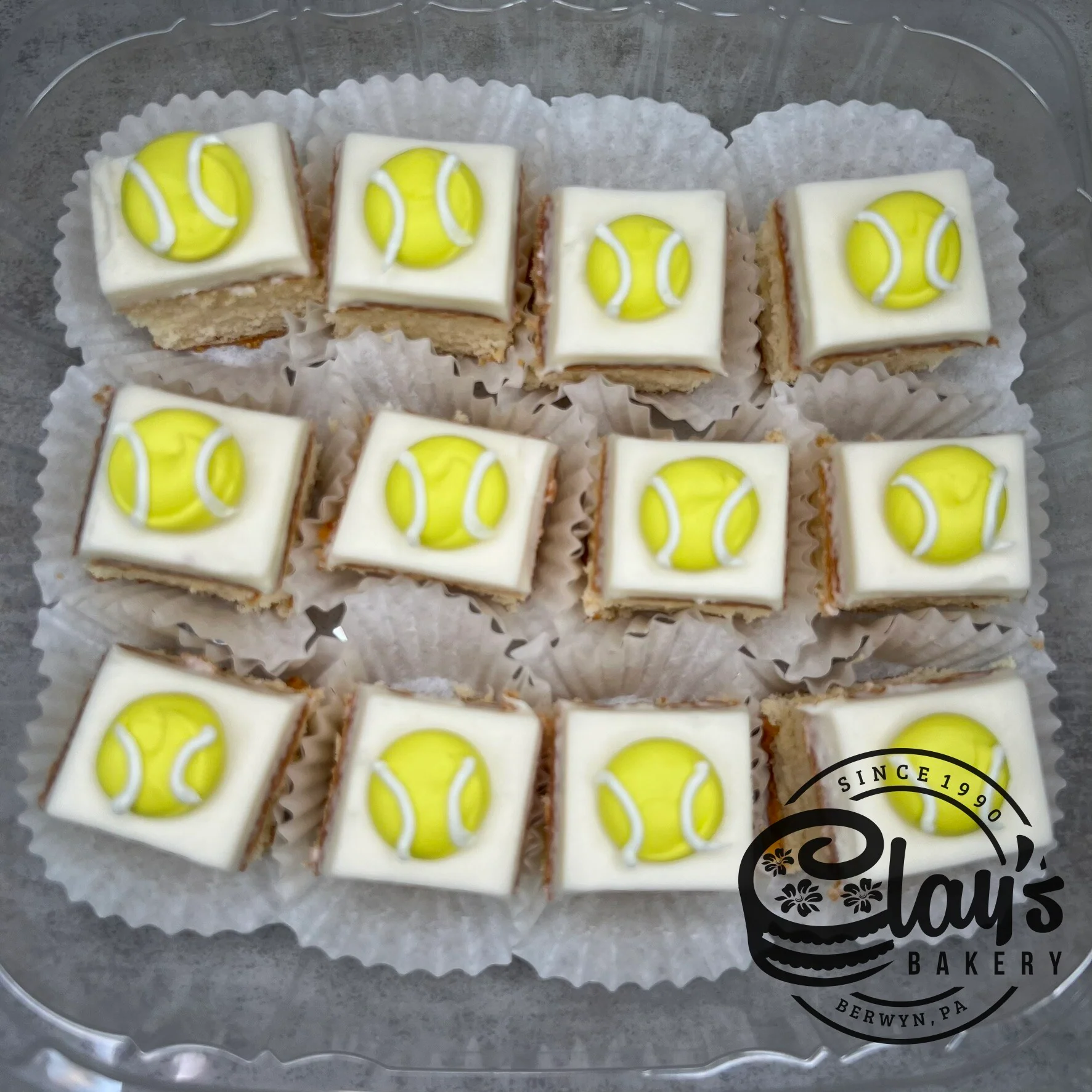 Tennis Ball Petit Fours