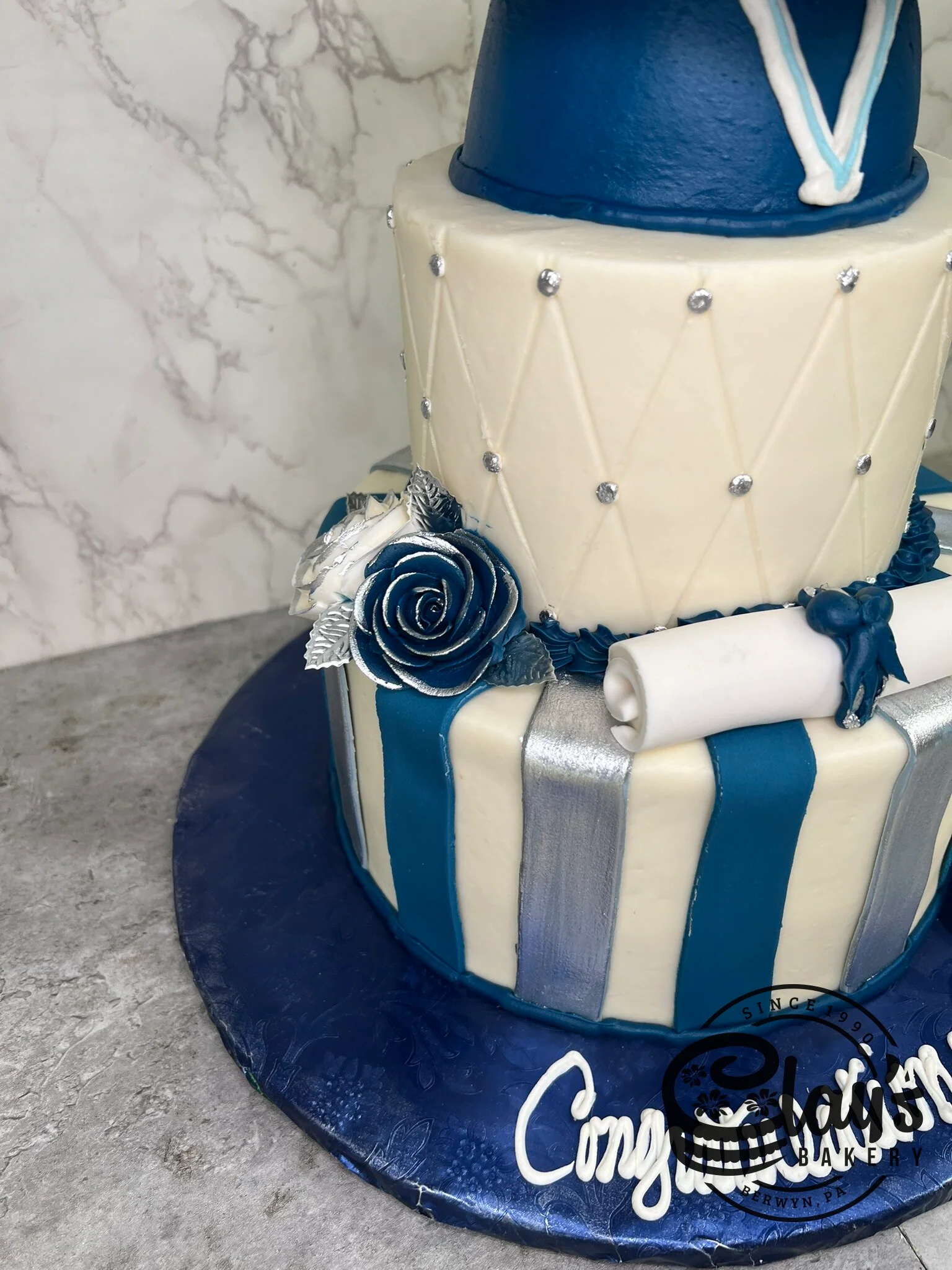 V for Graduated! - Two Tier - Image 3